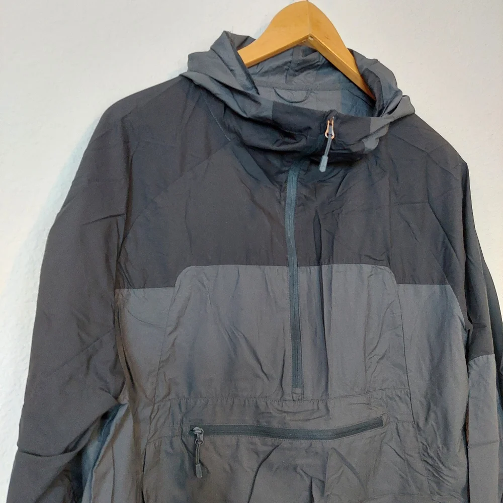 Mountain‎ Hardware Kor Preshell Shape Women's Wind Jacket Size Large